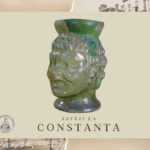 11 mai – Fascinanta cupă de sticlă în formă de cap uman